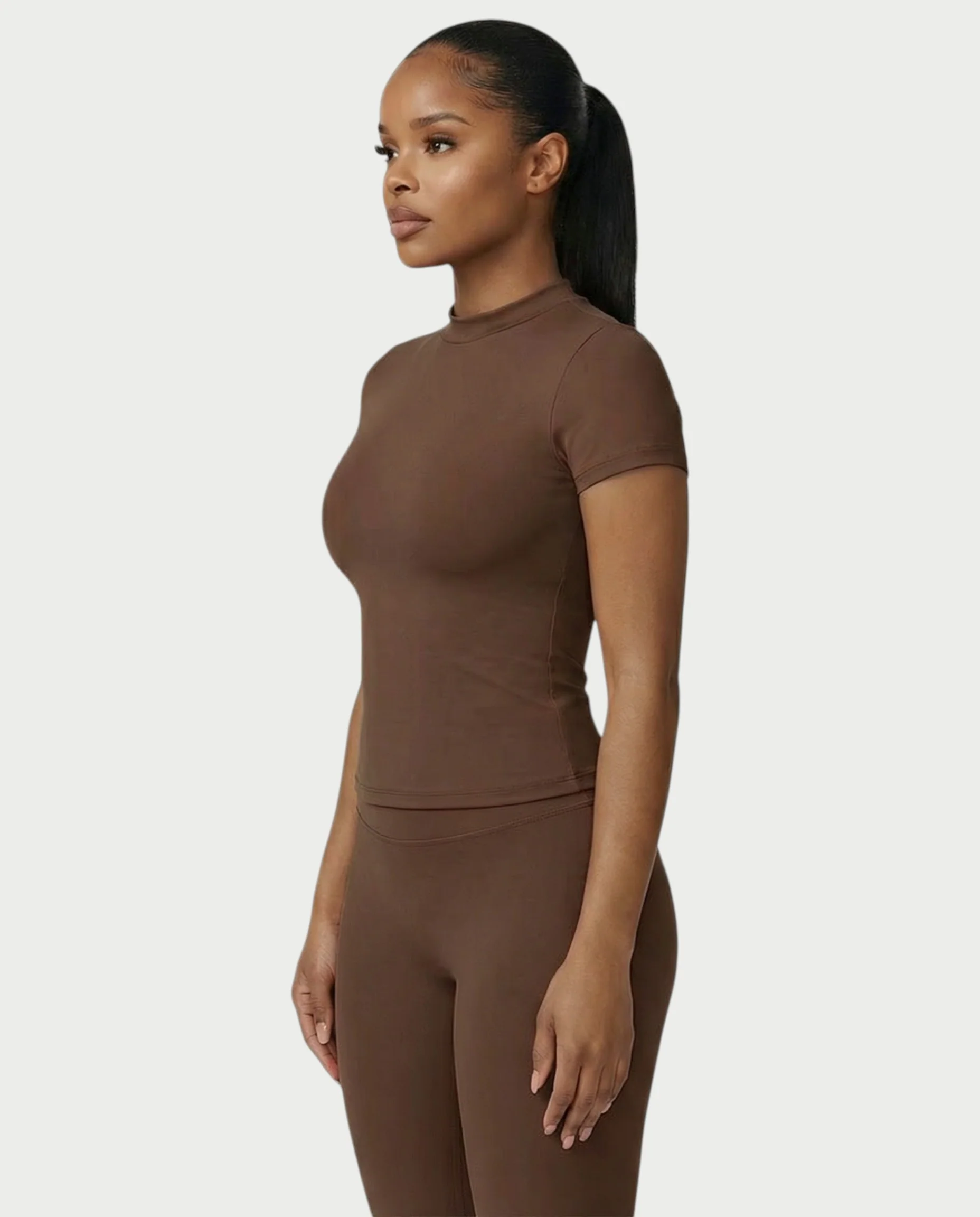 ALVIRA Sporty Short Sleeved Top - Image 7