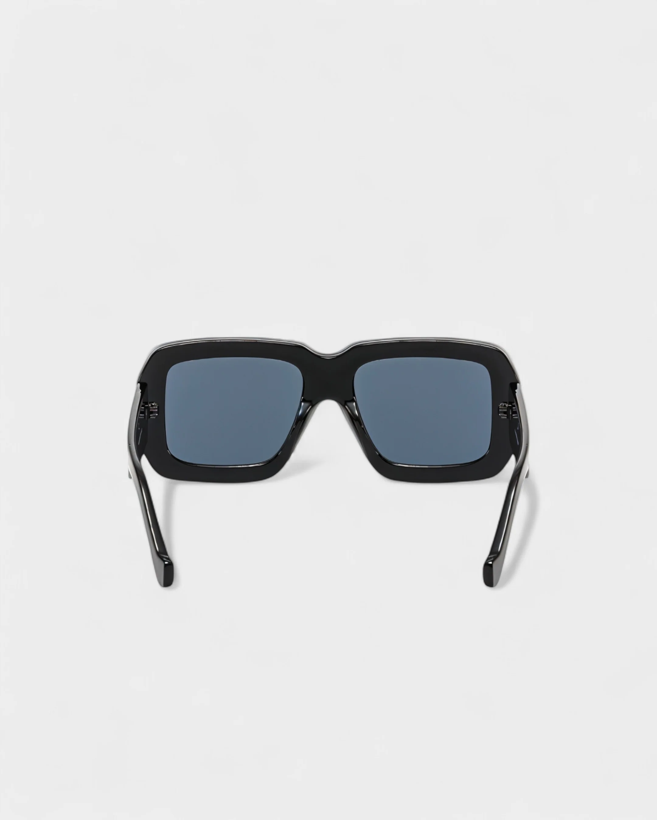 BEATRIS Retro Oversized Square Sunglasses - Image 10