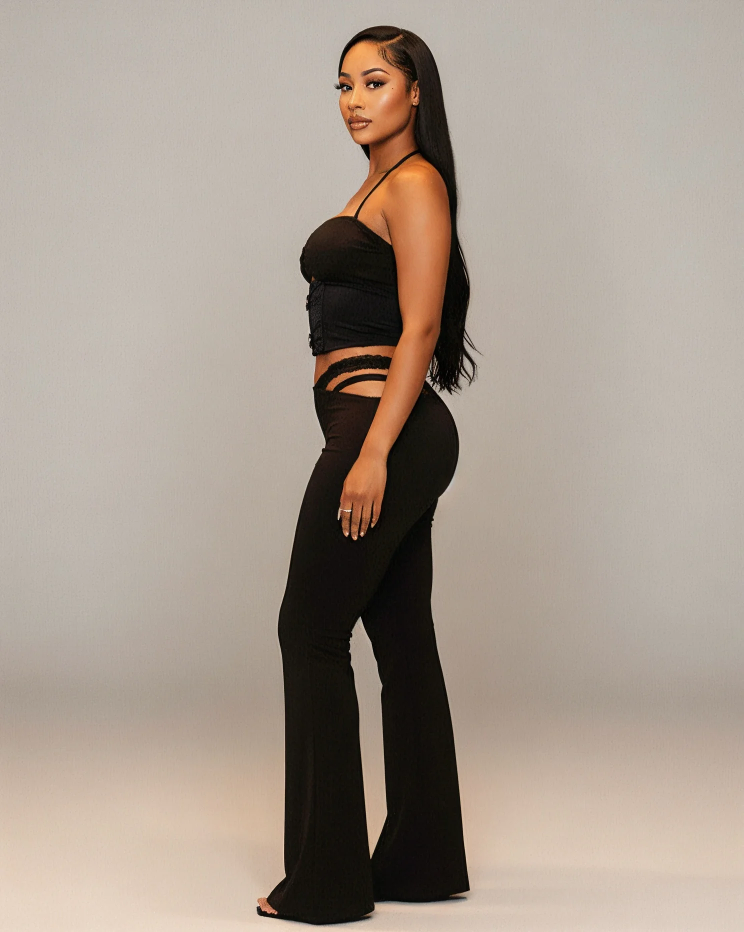 MAPPLE Halter Neck Crop Top and Flare Pants Set - Image 3