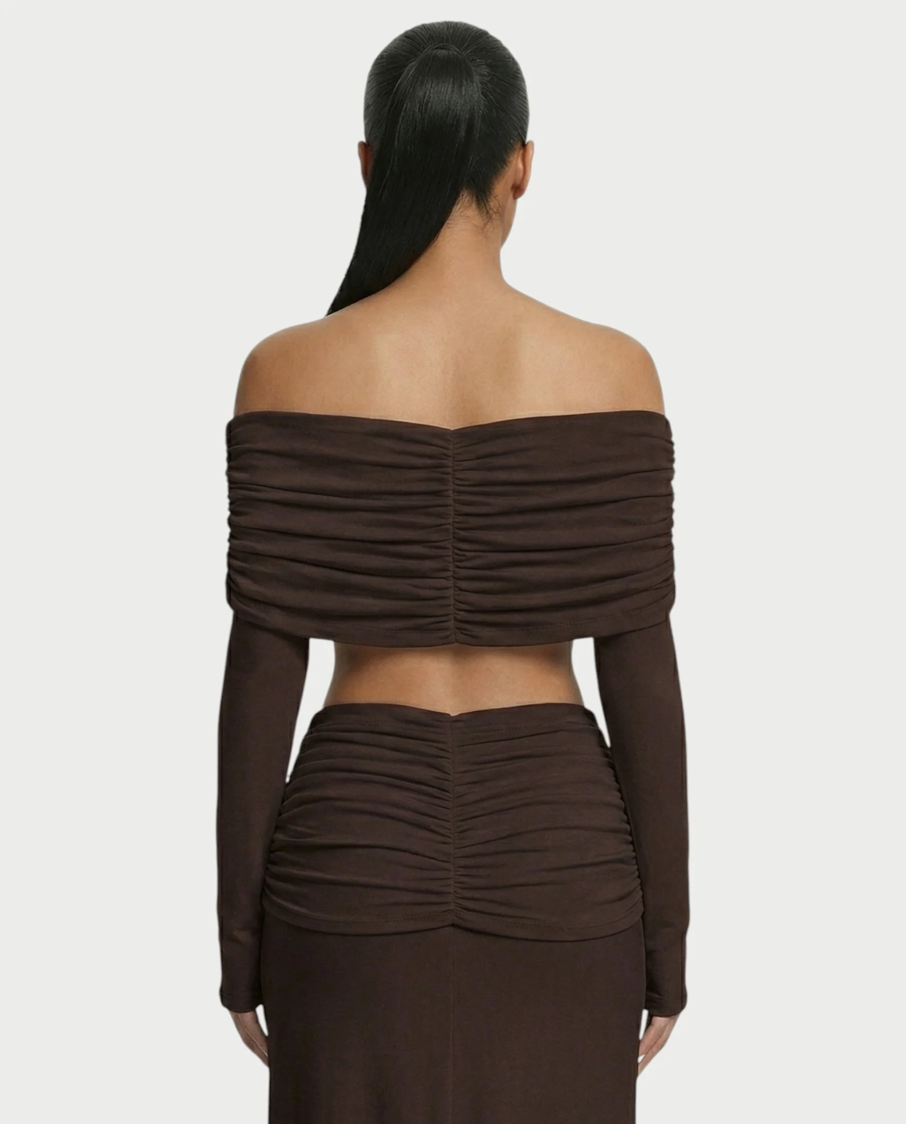 QUENA Off-Shoulder Ruched Crop Top & Maxi Skirt Set - Image 15