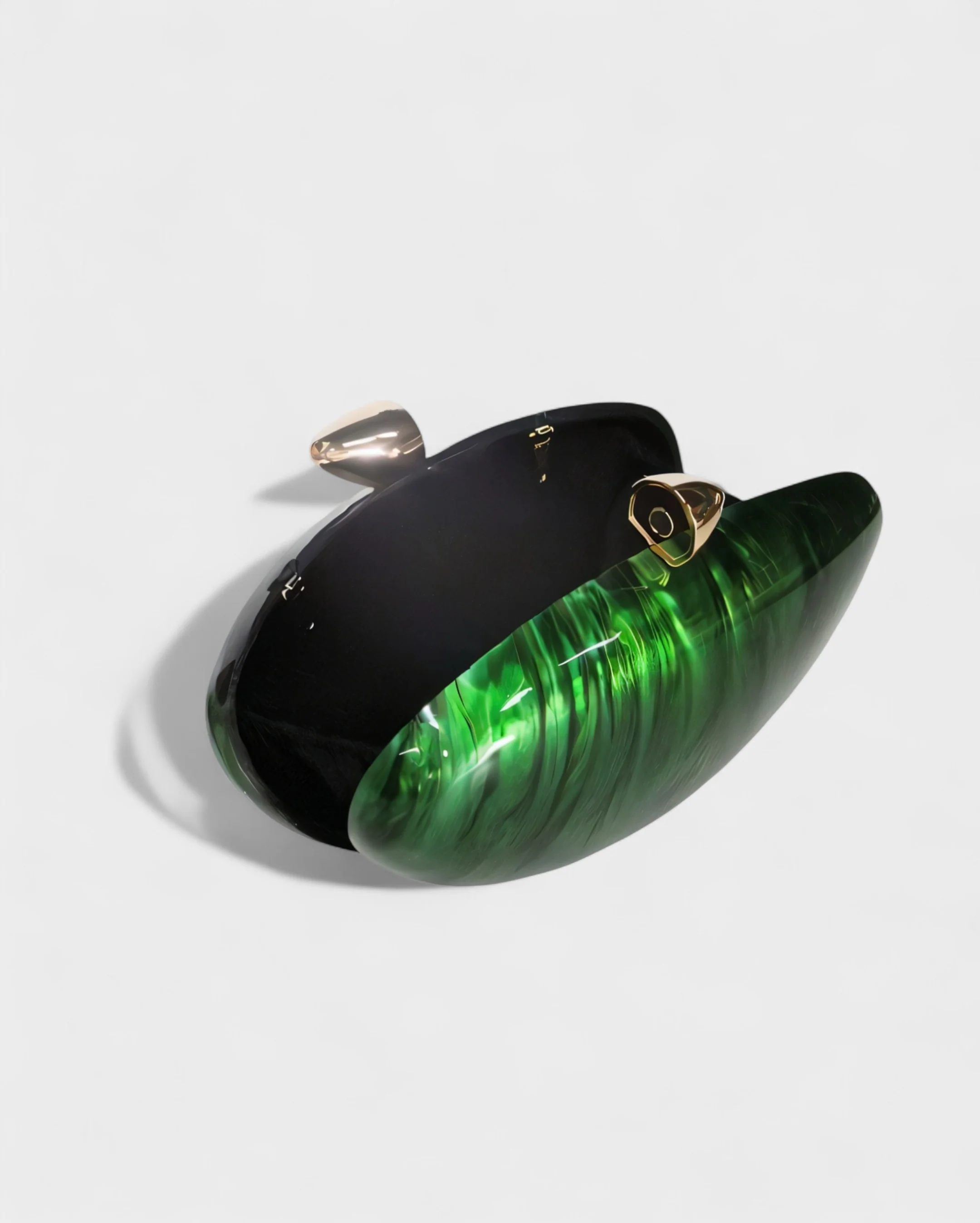 Shell Shaped Clutch Bag - Image 7