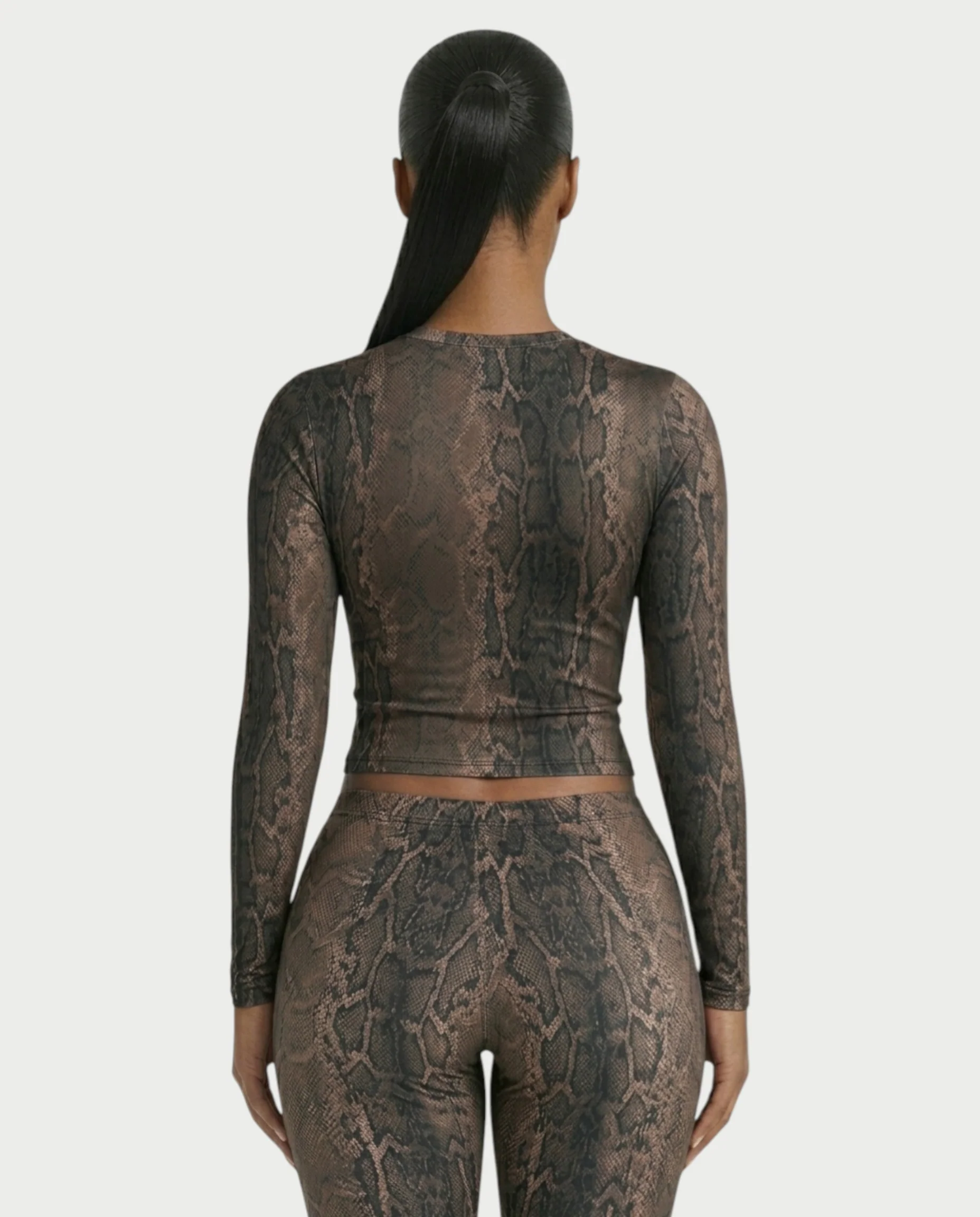 SURIVA Snakeskin Long Sleeve Top & Flared Legging Set - Image 10