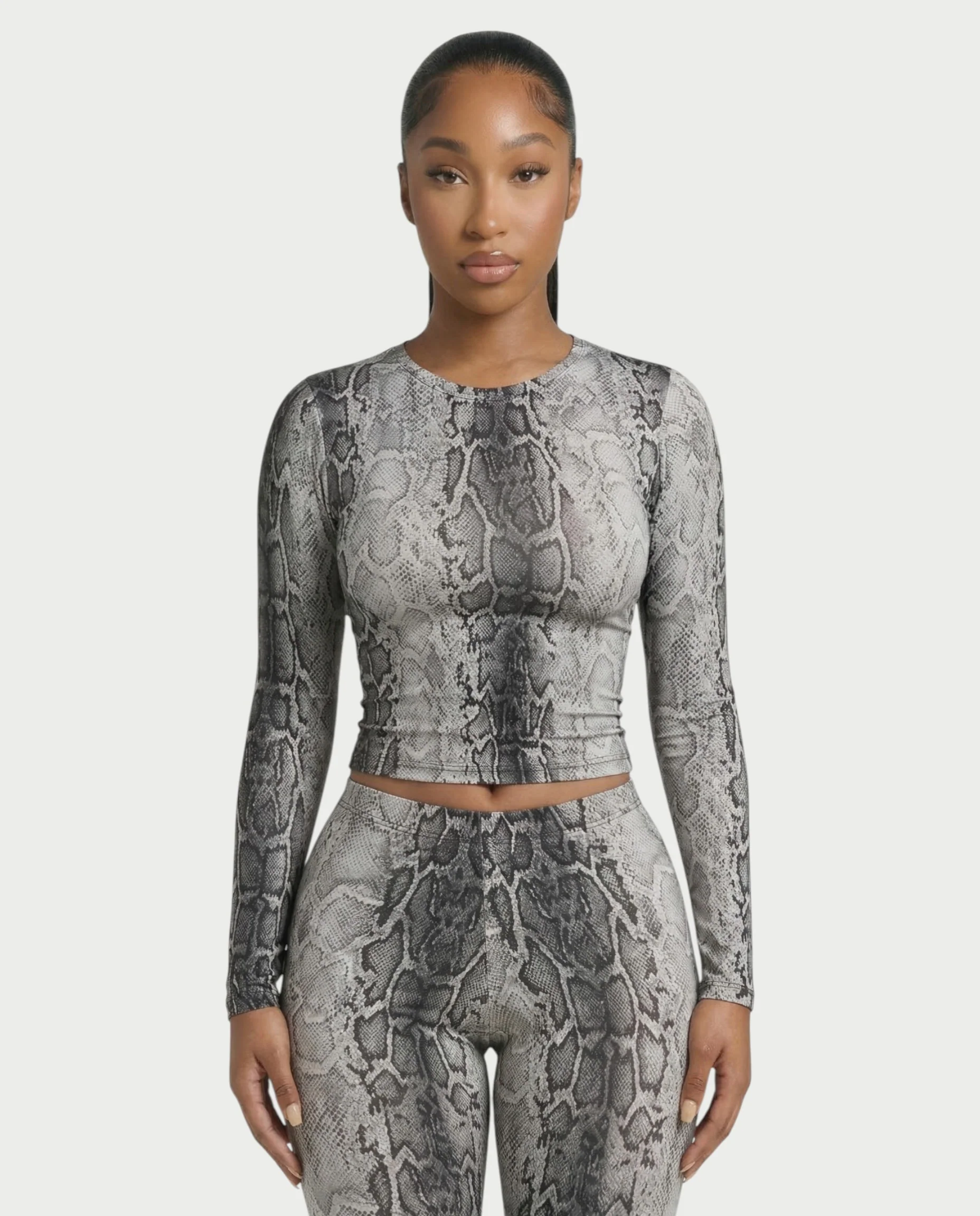 SURIVA Snakeskin Long Sleeve Top & Flared Legging Set - Image 14