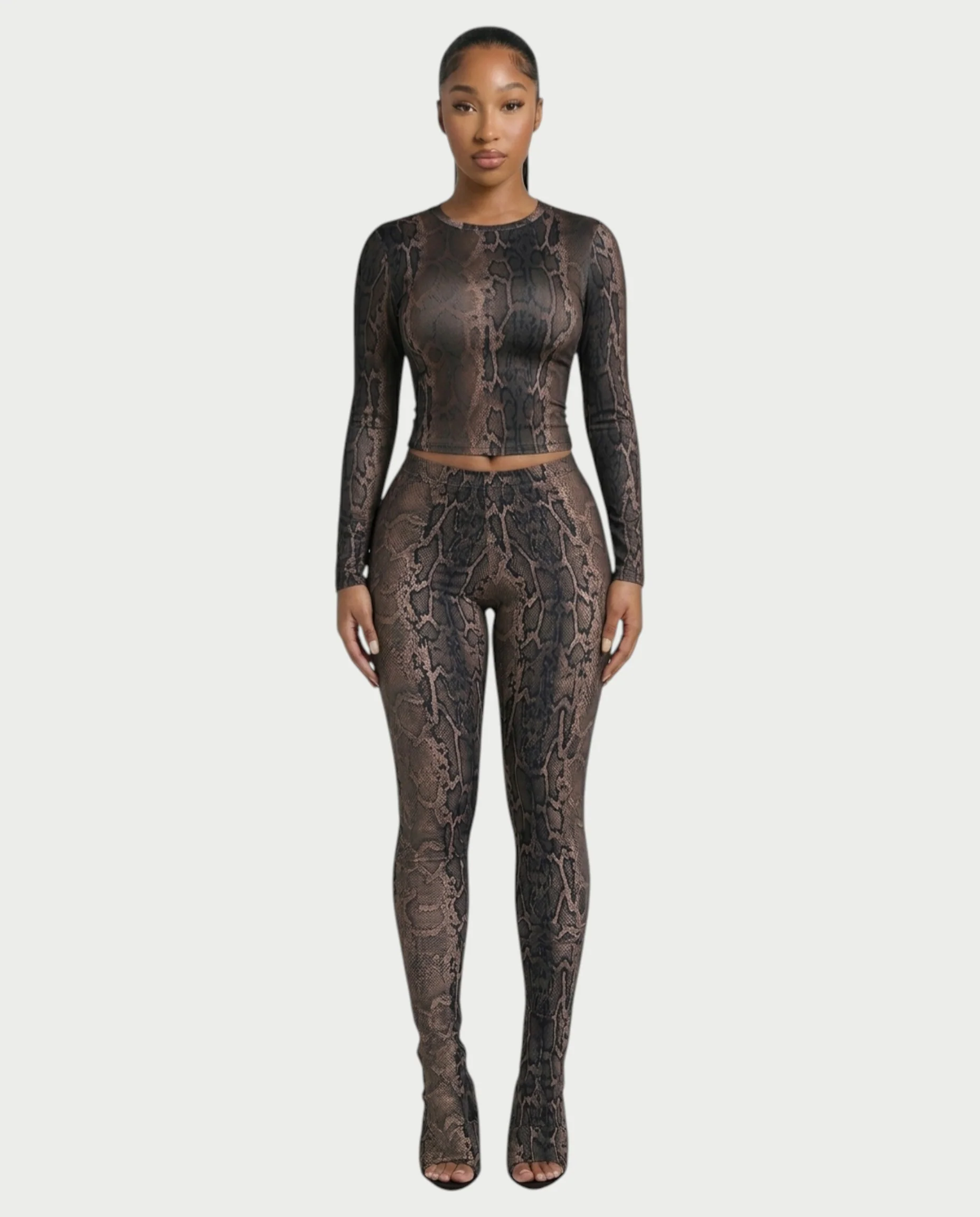 SURIVA Snakeskin Long Sleeve Top & Flared Legging Set - Image 6