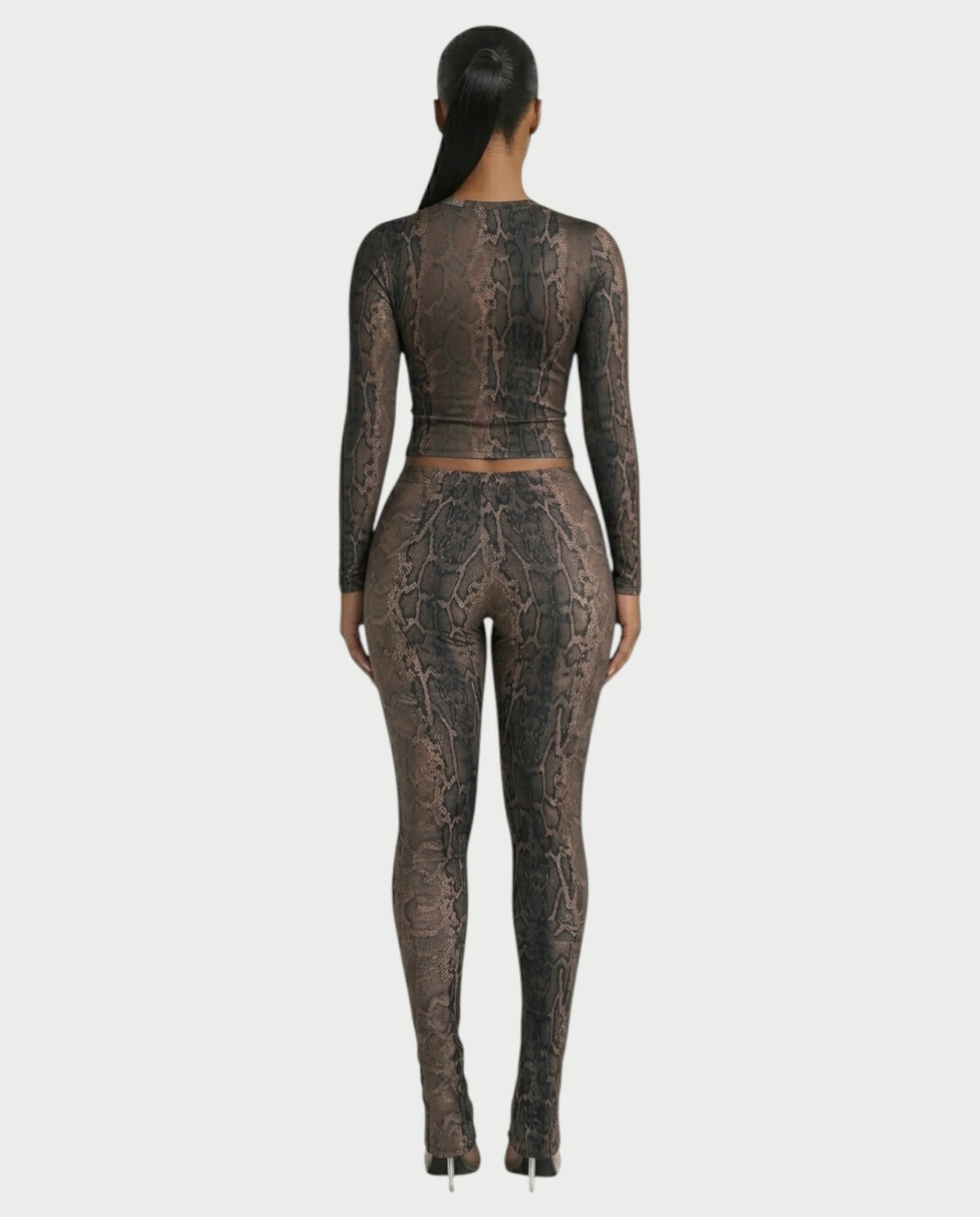 SURIVA Snakeskin Long Sleeve Top & Flared Legging Set - Image 7