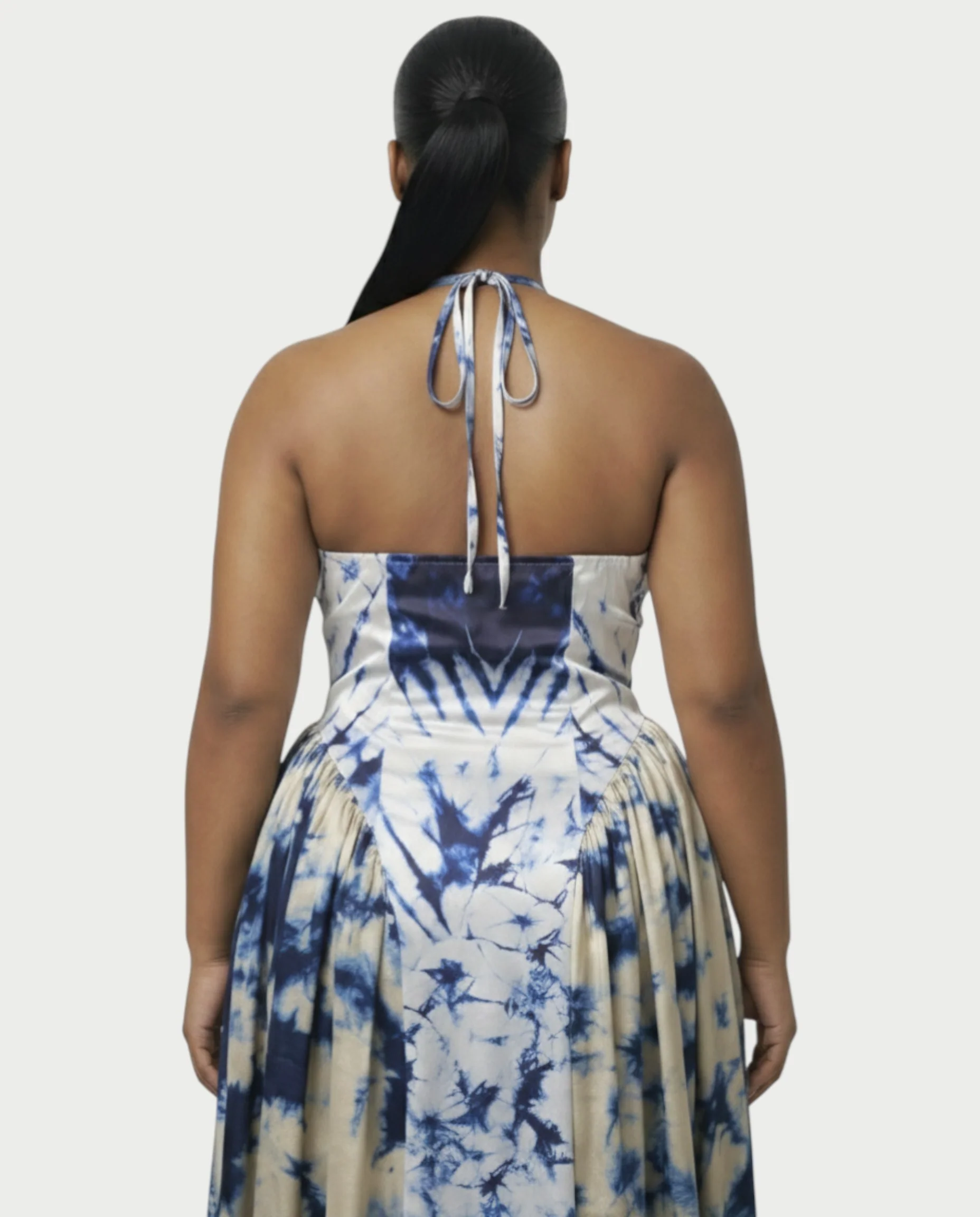 VAYLA Satin Flowy Maxi Dress - Image 5