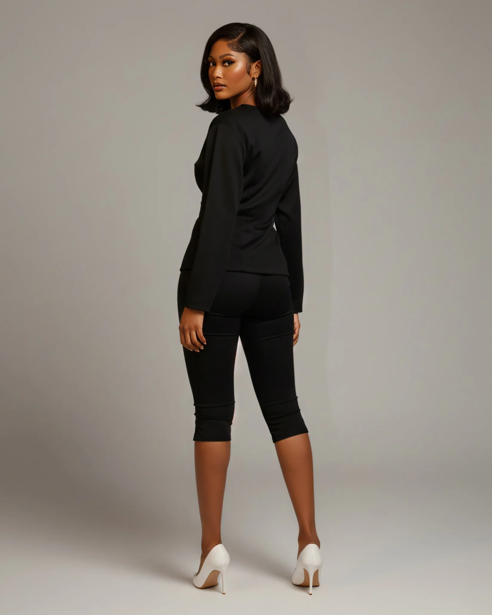 ZORA Button-Front Top & Capri Pants Set - Image 8